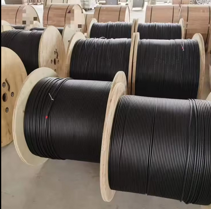 Buitengrondkabel GYTA 144 Kernvezeloptische kabel losstaande buis gestreepte pantser