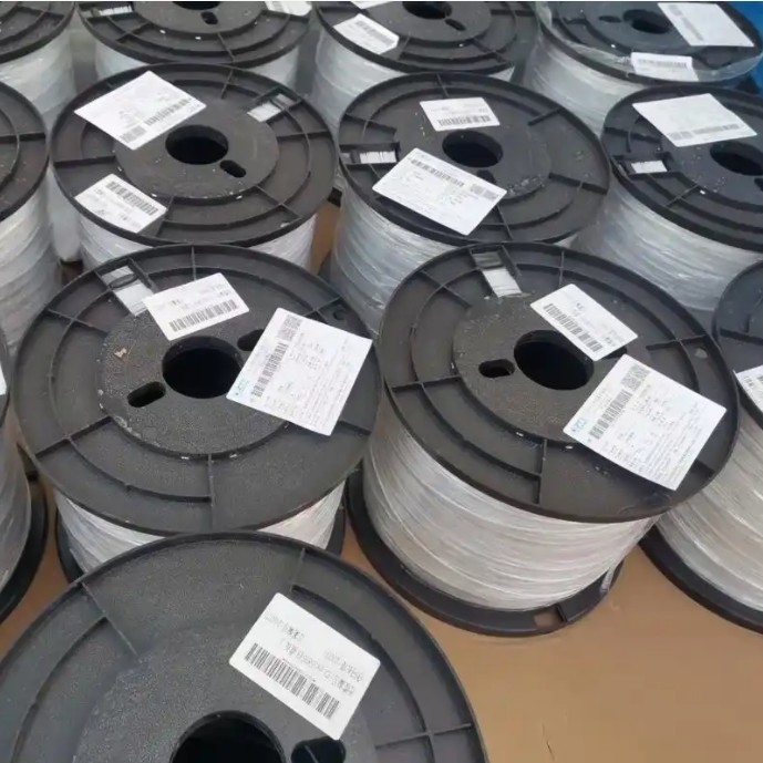 Weerbestendige enkelmodus FTTH indoor-dropkabel 1-12 kern voor naadloze verbinding